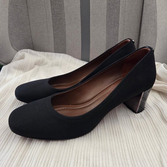 Donald Pliner Corin 8 Black Crepe Elastic Patent Leather Mirrored Block Heel - Picture 1 of 11